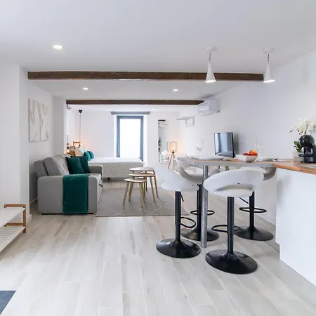 Azores Black Mountain House, Estudio E T2 Ilha Do Pico شقة São Roque do Pico