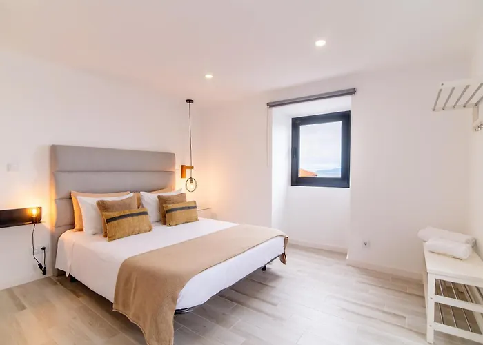 Azores Black Mountain House, Estudio E T2 Ilha Do Pico Appartement *