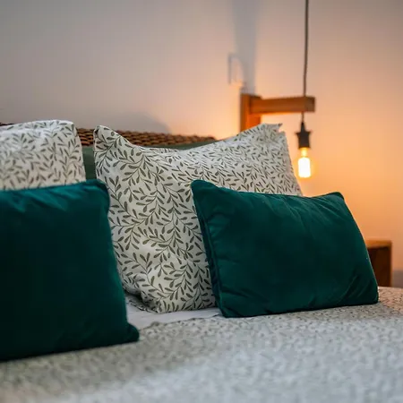 Azores Black Mountain House, Estudio E T2 Ilha Do Pico アパート *