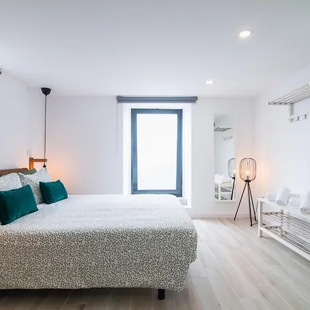 Azores Black Mountain House, Estúdio E T2 Ilha Do Pico * São Roque do Pico