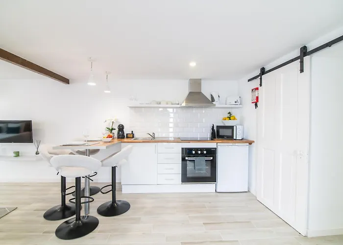 Apartment Azores Black Mountain House, Estudio E T2 Ilha Do Pico *